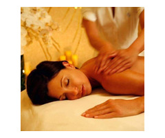 Massage à domicile relaxant pour les femmes